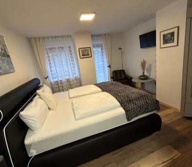 Steinsfeld House | Haus zum guten Hirten