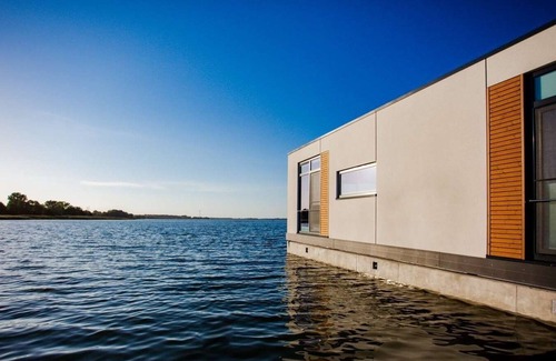 Ribnitz Apartment | Hausboot für 6 Gäste mit 85m² in Ribnitz-damgarten