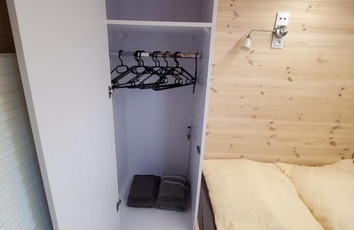 Braunsbedra Boat Rental | Hausboot Geiselruh