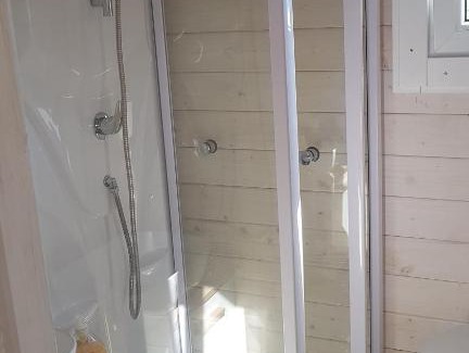 Mirow Boat Rental | Hausboot Mirabella am Müritz Nationalpark Festanliegend