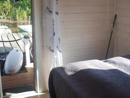 Mirow Boat Rental | Hausboot Mirabella am Müritz Nationalpark Festanliegend