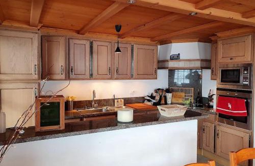 Les Posses-sur-Bex Apartment | Haut closel 4