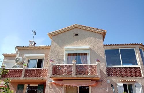 La Marana Apartment | HAUT VILLA MESANGES EN BORD DE MER !