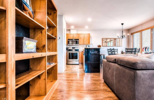 Mont-Tremblant Condo | Hauts-Bois Ski In/Out 2brs w/Pool Access (193-1)