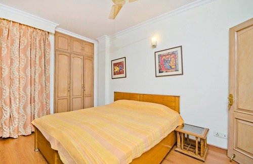 Nehru Place Apartment | Hauz Khas-homestay Experince Simple