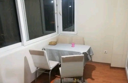 Gaziemir House | Hava Alanına ve İzmir Fuar Alanına Yakın Aile Evi