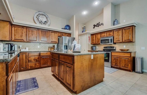Lake Havasu City House | HavaCabana Pool | Spa | Games | Lake View | Garage