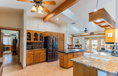 Lake Havasu City House | HavaLake Stay | Heatable Pool | Largest Driveway