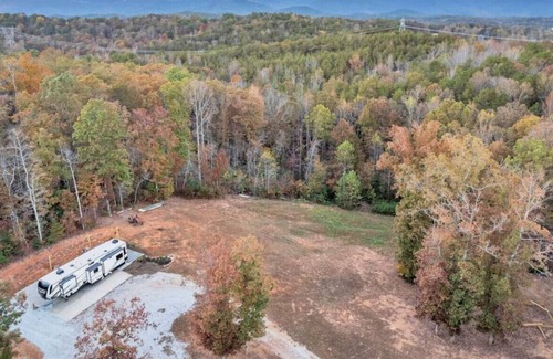 Pickens House | Have a 5th- Table Rock SC Glamping