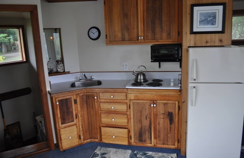 Fanny Bay Cottage | Have a fabulous stay-cation at our unique, walk on oceanfront property.