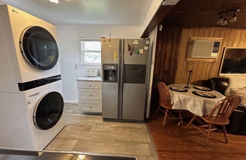 Englewood House | Have a Great Awesome Stay at Stylish Fully Upgrade 2BR 1 Bath Duplex House!