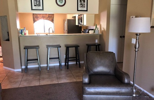 Palm Springs Condo | Have a royal stay at the Desert Princess Country Club & Resort