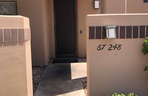 Palm Springs Condo | Have a royal stay at the Desert Princess Country Club & Resort
