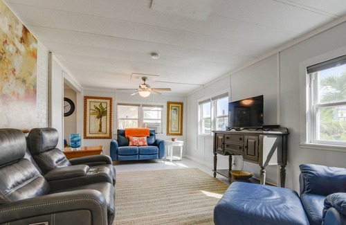 Key West House | Have It All! Pool, Canal to the Gulf, Tiki Hut & Huge Dock.