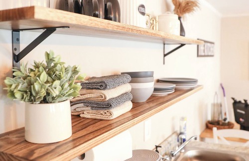 Broad Brook Apartment | Have the perfect stay in a cozy studio, nestled in the heart of Broad Brook.