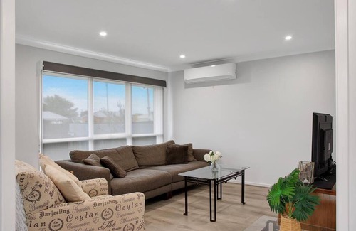 Hamlyn Heights House | Haven at Heights