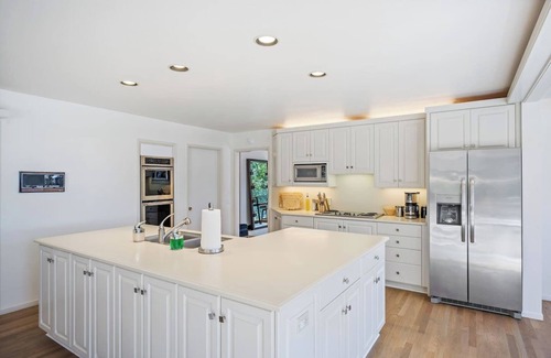 Alta Vista Homeowners Association House | Haven: Heated Pool & Hot Tub, Gigabit, Lux Design
