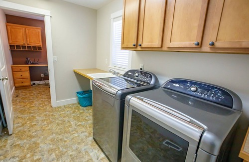 Meridian House | Haven House: Hot Tub, Walking Trails, Private Office