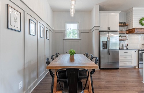 Waco House | Haven House, Luxury Design and 2 miles from Silos and Baylor