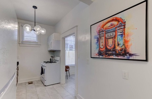 Cooper-Young Historic District Apartment | Haven in the Heart of Cooper Young