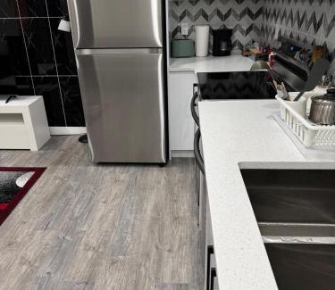 Evanston House | Haven Lodge, 2BR Brand New Basement Suite