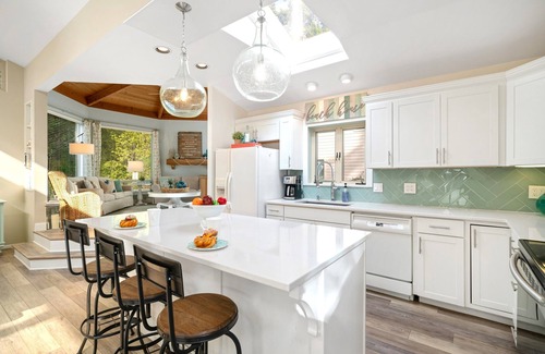Manzanita House | Haven MCA#462 Gorgeous family home, dog Ok, ping pong, air hockey, foosball
