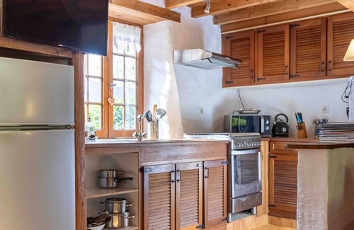 Oust House | Haven of peace opposite Mont Valier 2838 m