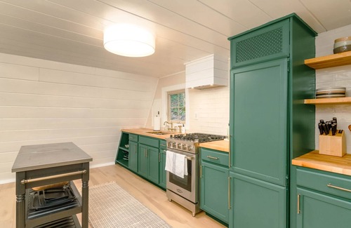 Middlefield House | HavenHaus: Cozy A-Frame Cabin in the Berkshires