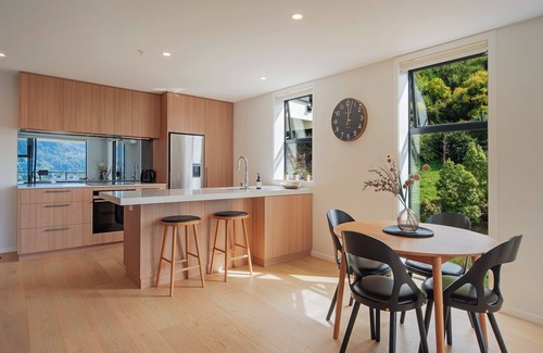 Nelson Apartment | Havenview City Apartment - Stunning Haven & Skyline Views