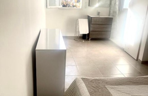Montaren-et-Saint-Mediers Apartment | Havre de paix