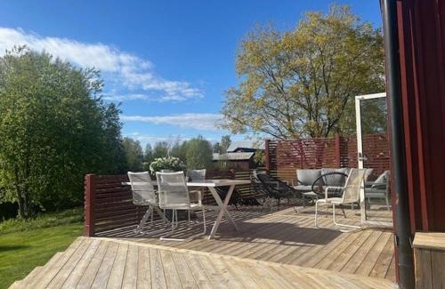Umea Municipality Villa | Havsnära villa med vedeldad bastu, perfekt för familjer och företag