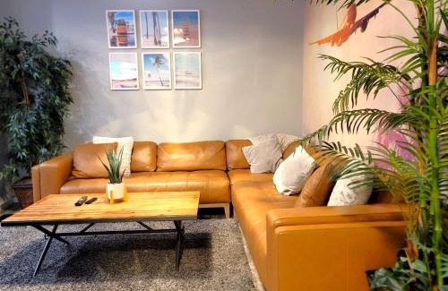 East Kildonan House | Hawaii-Peg