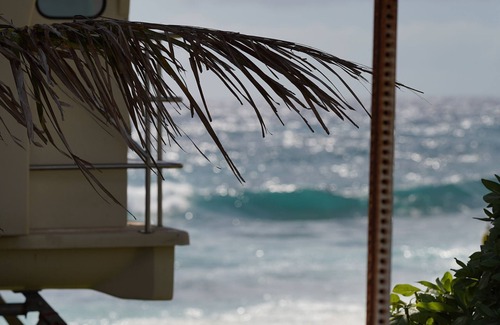 Punaluu House | Hawaiian Hale