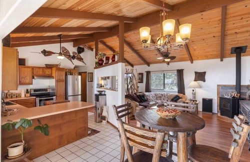 Ocean View House | Hawaiian home with incredible ocean views, orchids, and gorgeous sunsets