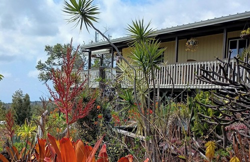 Ocean View House | Hawaiian home with incredible ocean views, orchids, and gorgeous sunsets