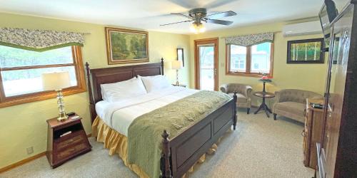 Galena Bed & Breakfast | Hawk Valley Retreat & Cottages