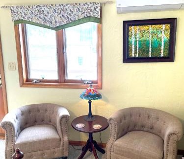Galena Bed & Breakfast | Hawk Valley Retreat & Cottages