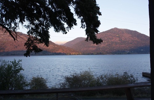 Sandpoint RV Rental | Hawkins Point on Lake Pend Oreille RV site with fire pit