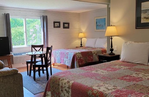 Walpole Hotel | Hawks House Inn