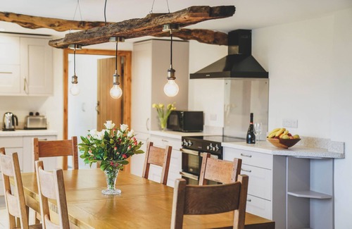 Axminster Cottage | Hawley Farm Self Catering Holiday Accommodation