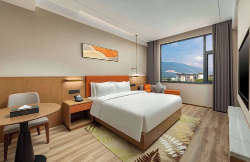 Jinghong Hotel | Hawthorn By Wyndham Xishuang Banna Jinghong