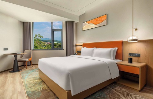 Jinghong Hotel | Hawthorn By Wyndham Xishuang Banna Jinghong