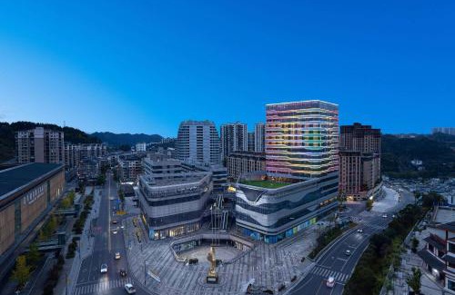 Fenghuang Hotel | Hawthorn by Wyndham Fenghuang Baiyue
