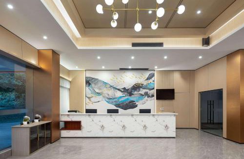 Baiyun Hotel | Hawthorn by Wyndham Guangzhou Baiyun Airport