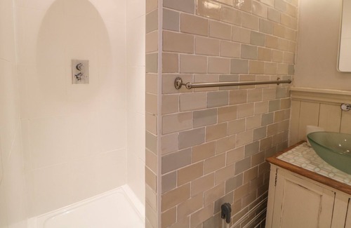 Eyam Cottage | HAWTHORN COTTAGE, romantic, luxury holiday cottage in Eyam