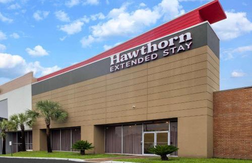Dentsville Hotel | Hawthorn Extended Stay by Wyndham Columbia-Ft Jackson