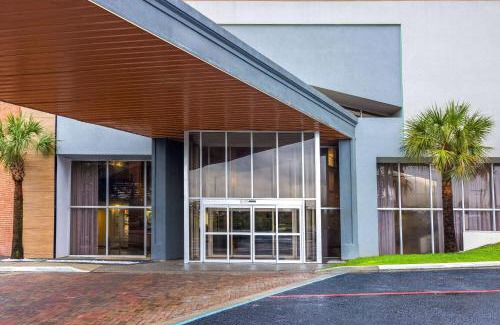Dentsville Hotel | Hawthorn Extended Stay by Wyndham Columbia-Ft Jackson