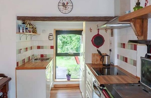 Tubbercurry Cottage | HAWTHORN FARM COTTAGE, family friendly in Curry, County Sligo