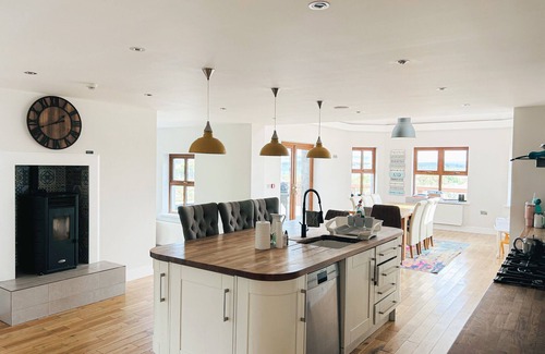 Connemara House | Hawthorn House Connemara