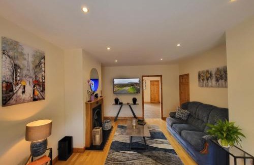 Sligo House | Hawthorns Holiday Home